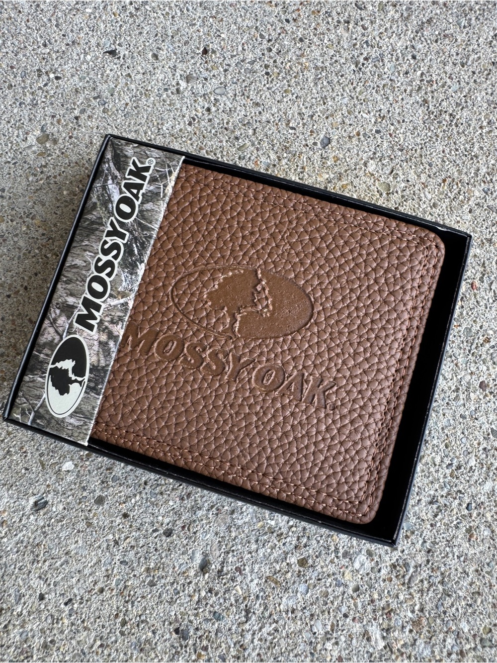 Brown Embossed NEW billfold.